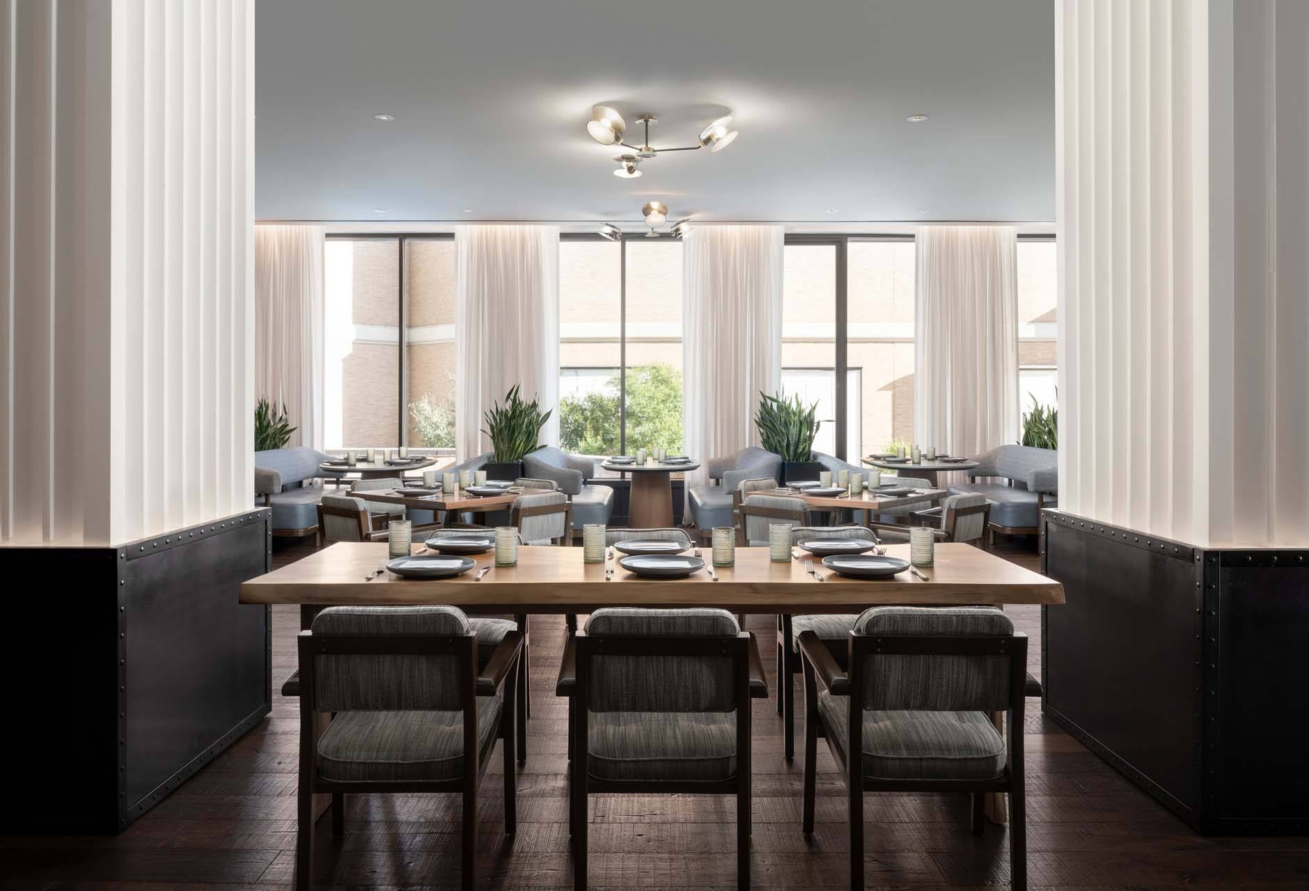 LongFormInner_FourSeasonsHoustonToroToro_002_Project