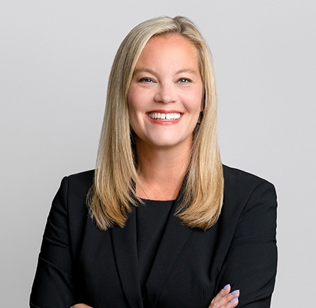 bio_headshots__0007_kim_roy_1